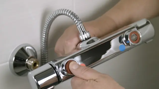 Oras Nova - Cleaning the litter filters